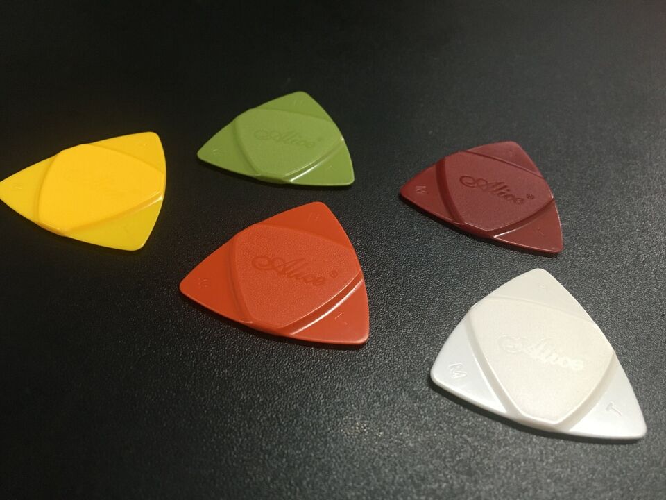 Alice AP-50TRI Mixed Color Picks 4 Guitar/Banjo/Bass/Ukulele-50Pcs,3 gauges in 1