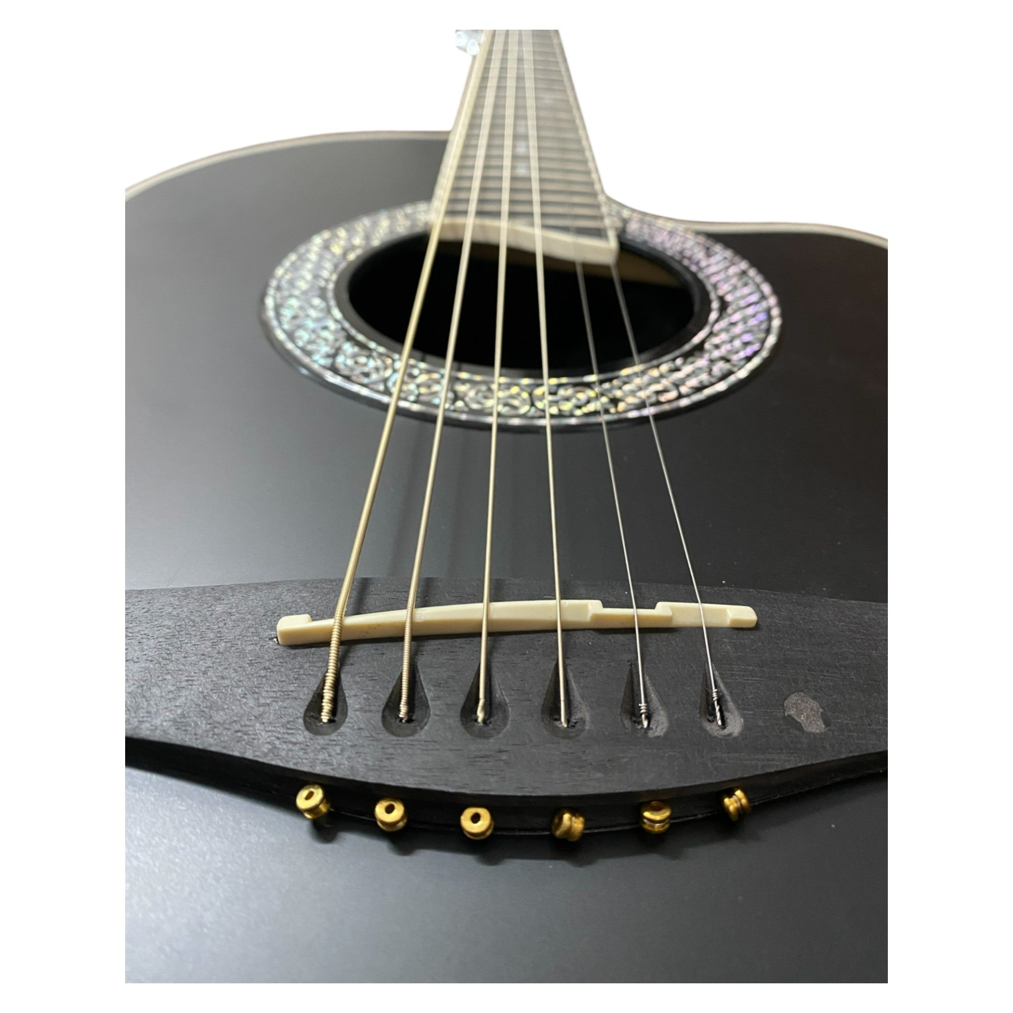 Haze SP721CEQMBK Roundback Built-In Pickups Fibre Glass Back Acoustic Guitar - Black