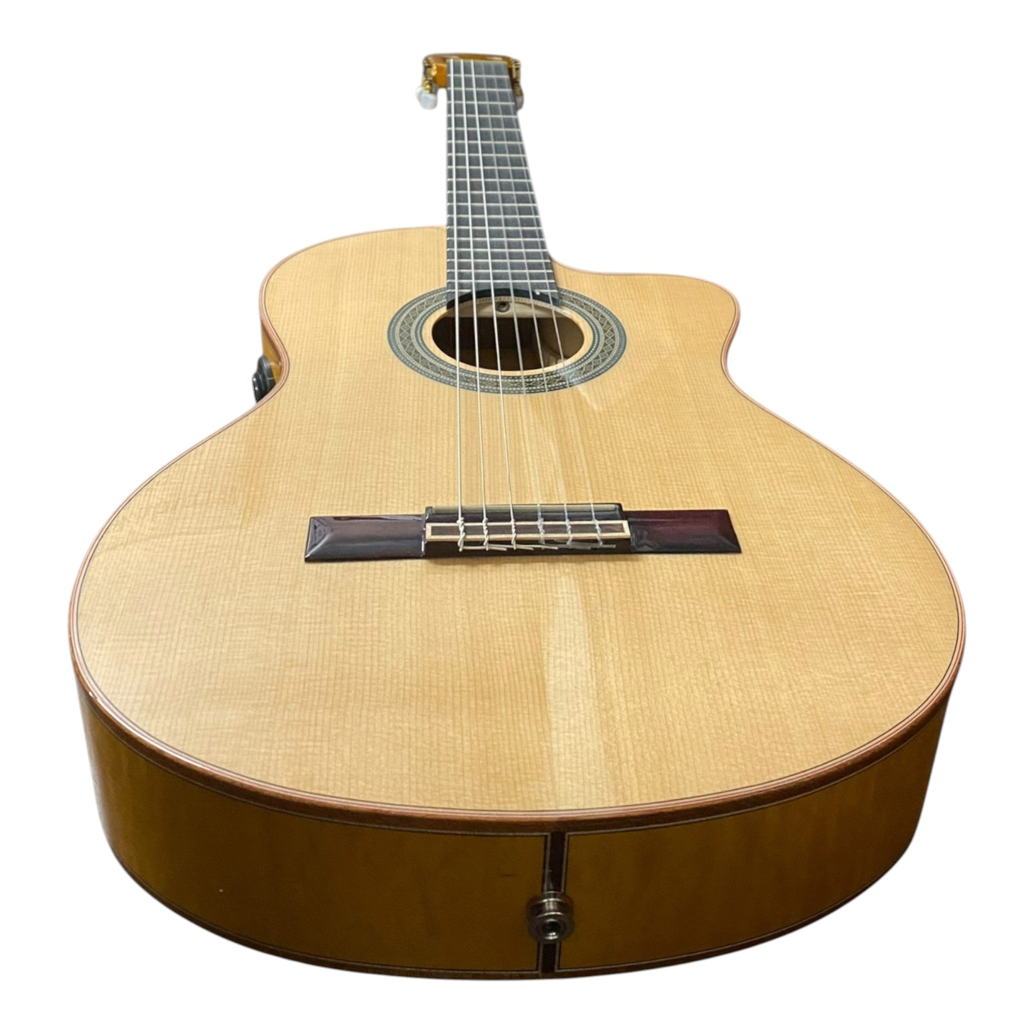 Haze Solid Spruce Top Flamed Maple Bowled Back Cutaway Classical Guitar w/ Double OS1 Vibration Pickups - SCG953BCEQN