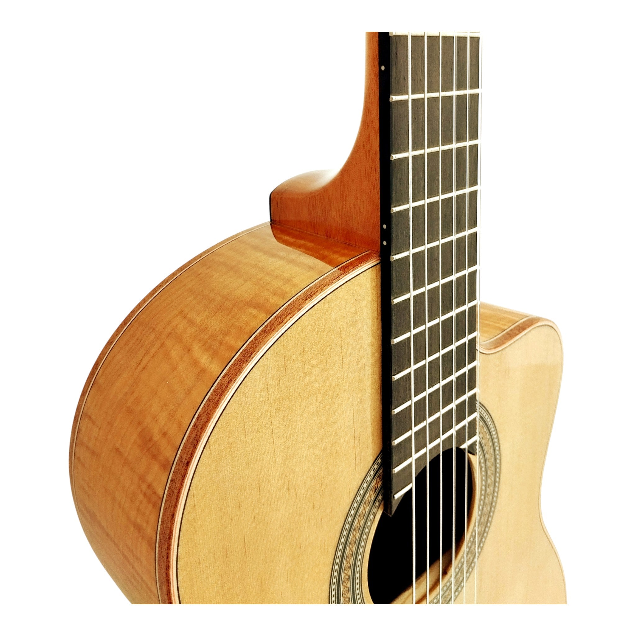 The SCG953BCN Classical Guitar with Bowled Back – Redefining Tradition with Unparalleled Style and Sound"
