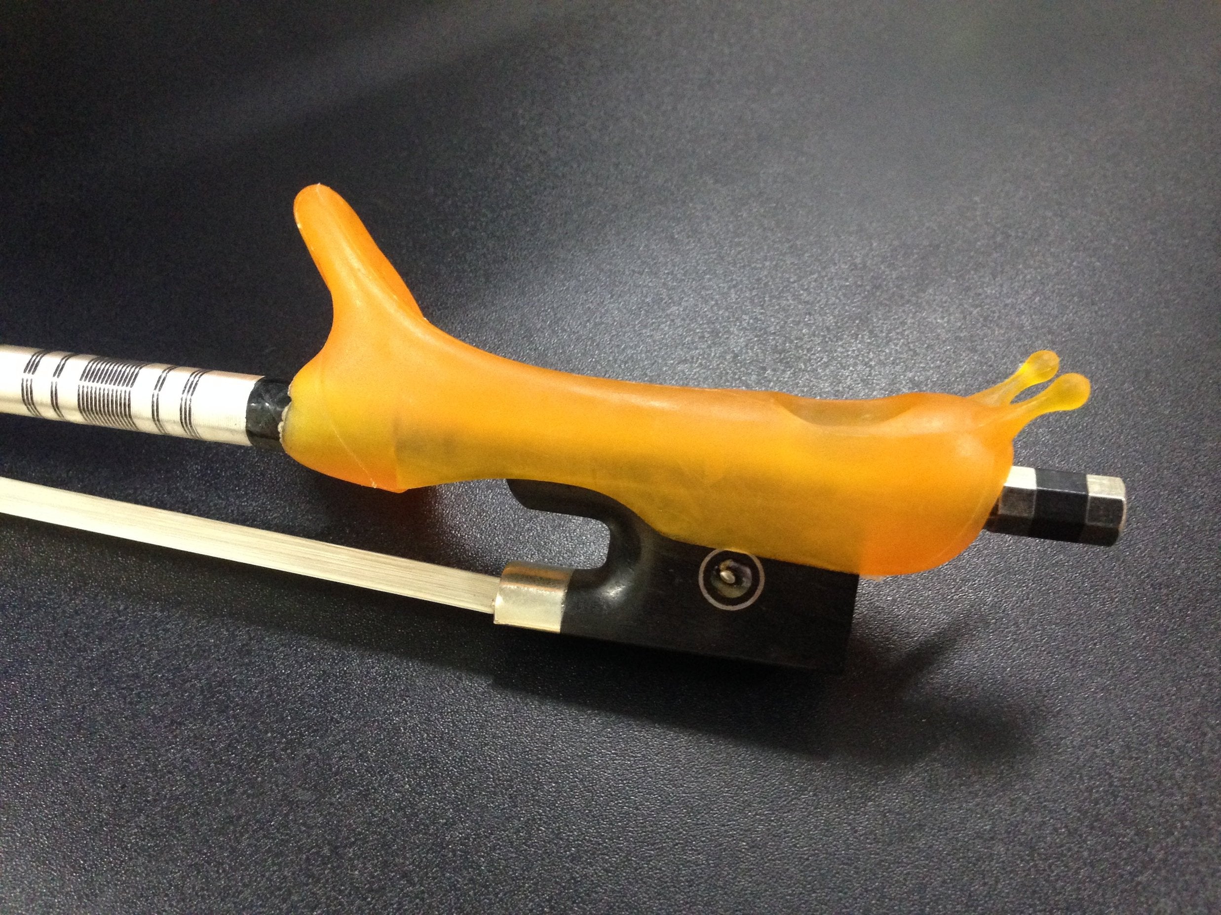 Kapaier 515OR Violin Bow Grip Partners for Sizes 1/8 to 4/4 - Orange