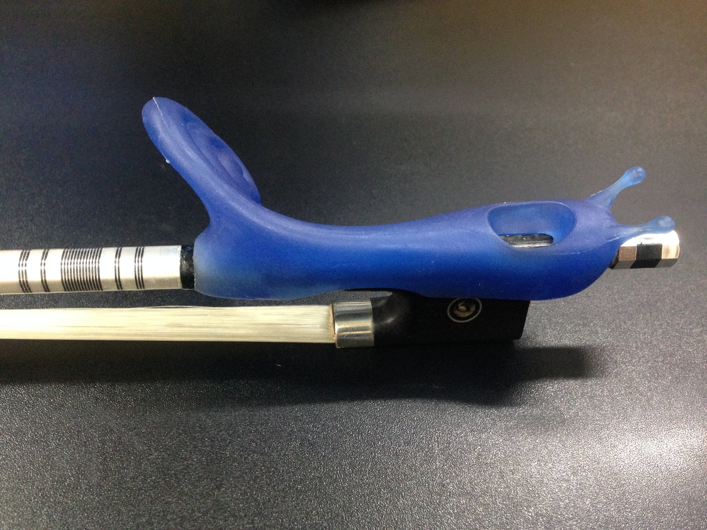 Kapaier 515BL Violin Bow Grip Partners for Sizes 1/8 to 4/4 - Blue