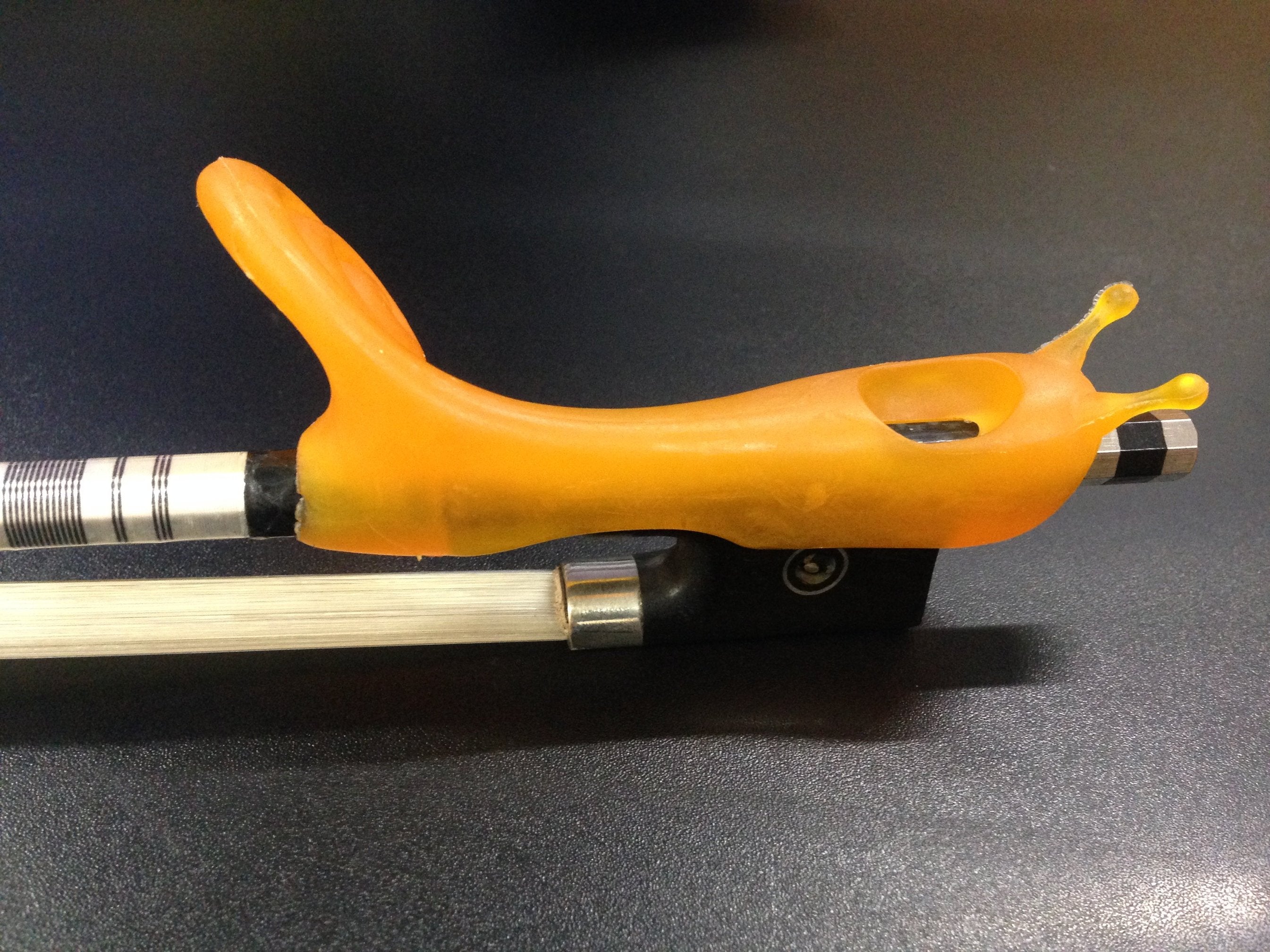 Kapaier 515OR Violin Bow Grip Partners for Sizes 1/8 to 4/4 - Orange