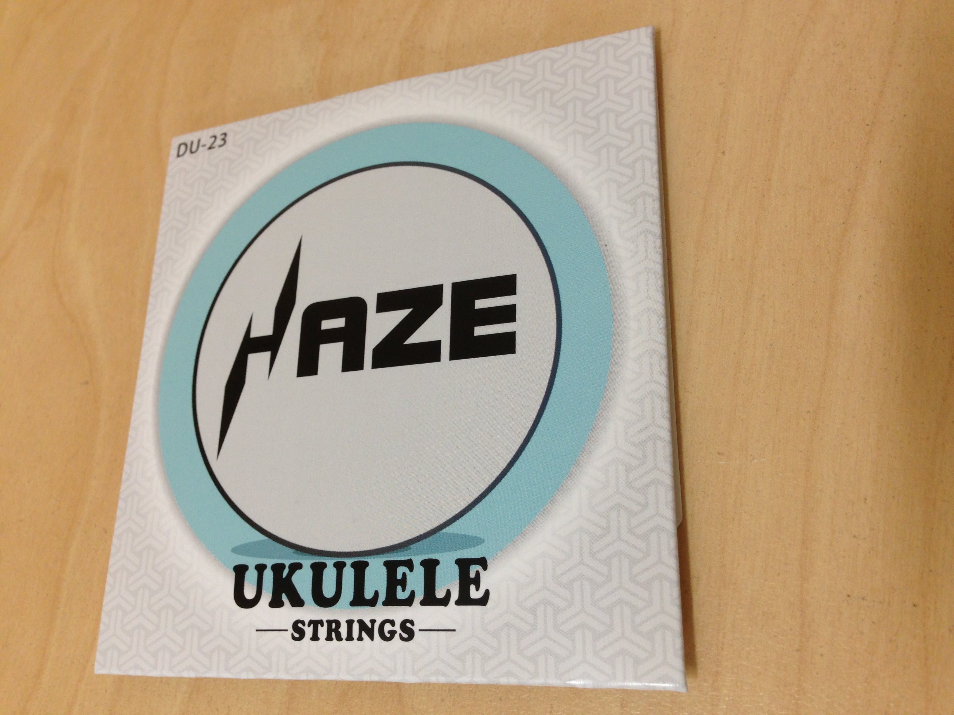 Haze DU23 Ukulele Nylon String for + 1 Pick