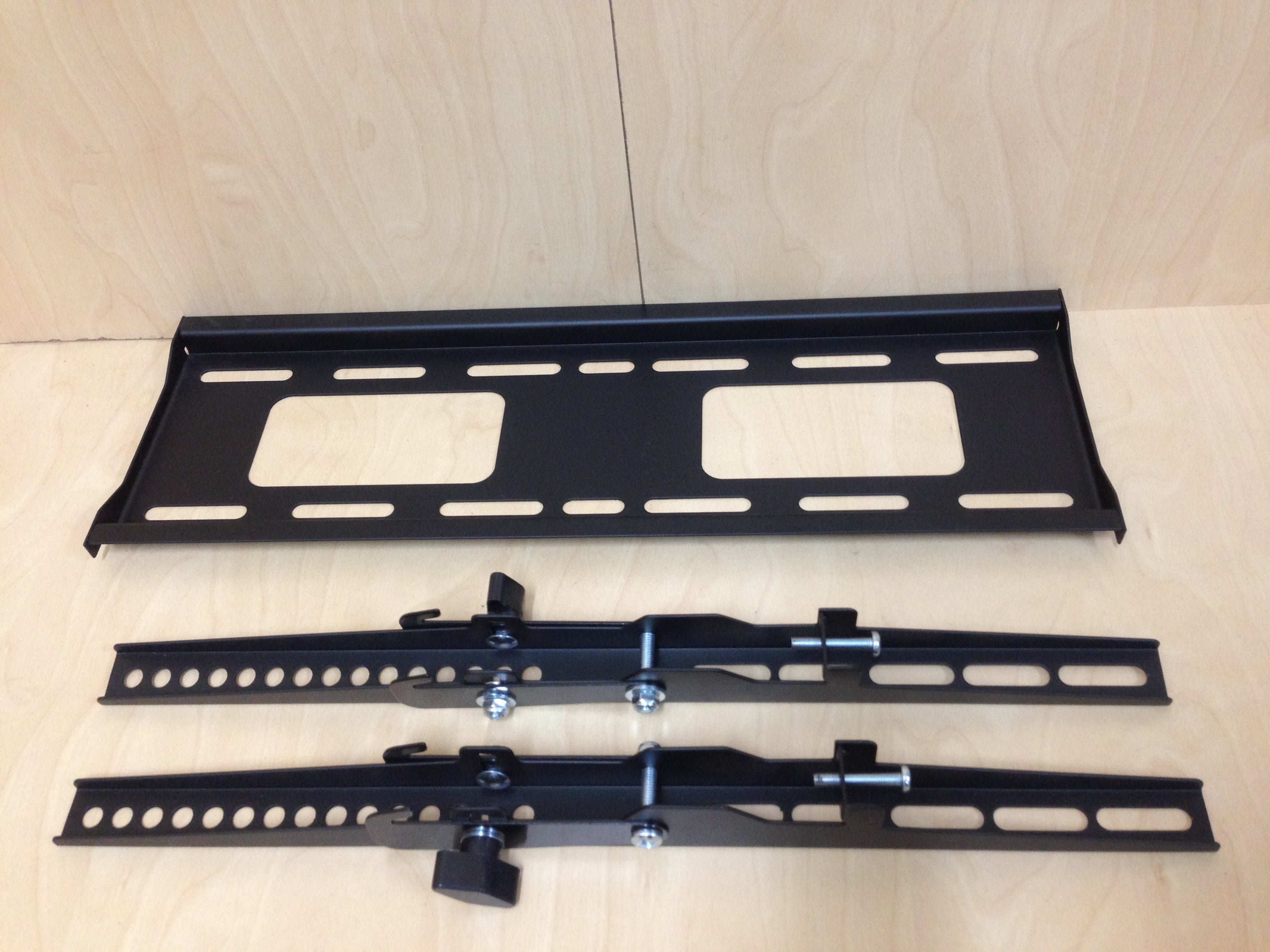 TVS Wall Mounts LP42-44ST Economy Tilting, 32"-55" LED,LCD Flat Panel