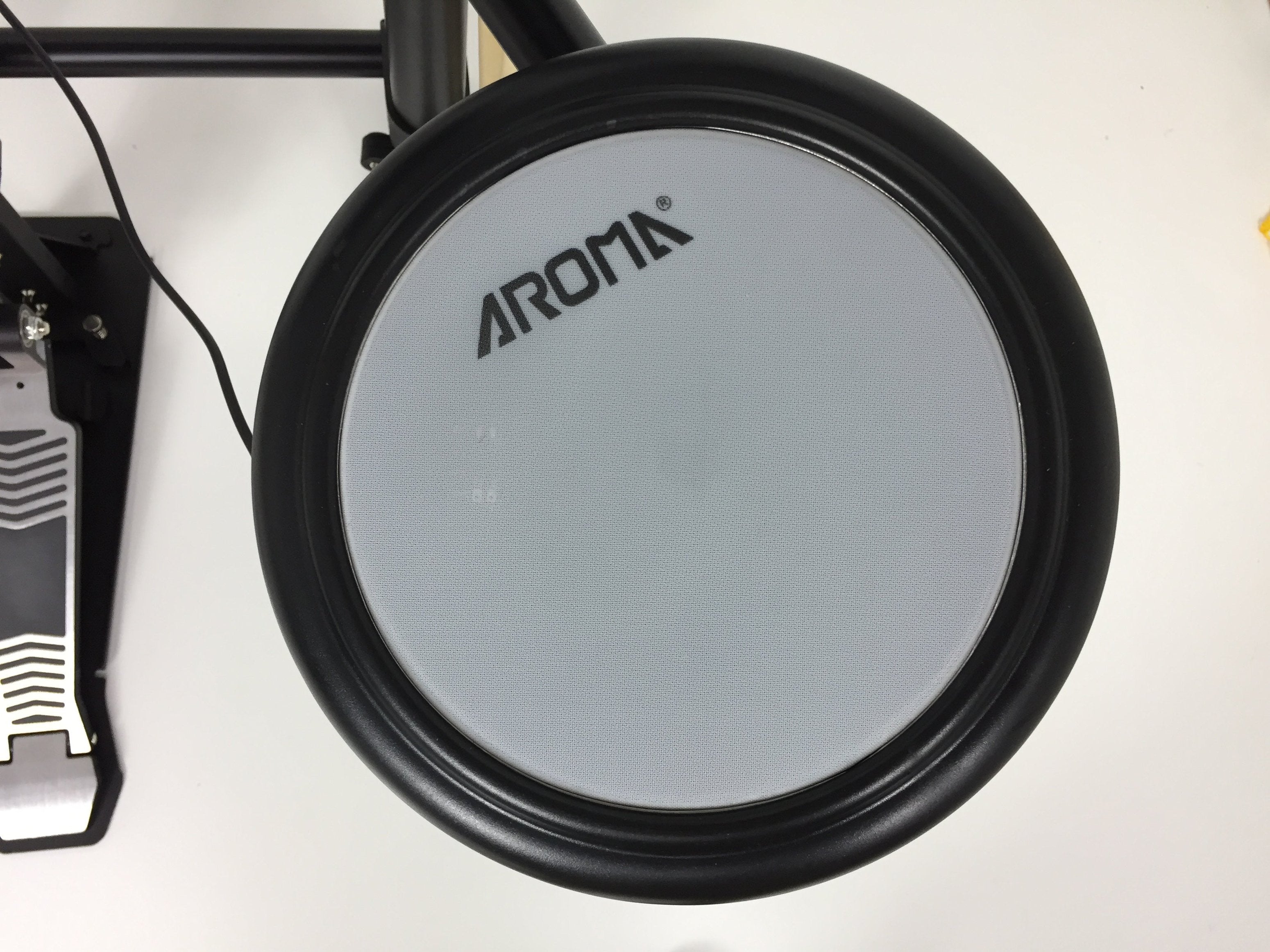 Aroma TDX16S All-Mesh 5+3 Electronic Drums w/ Dual Zone Snare, Cymbals, Stool